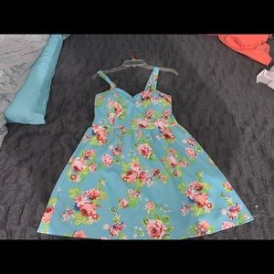 Flower print dress 👗🌺